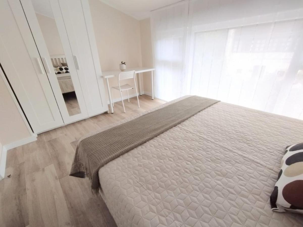 Apartamentos Baldenora Лянес Екстериор снимка