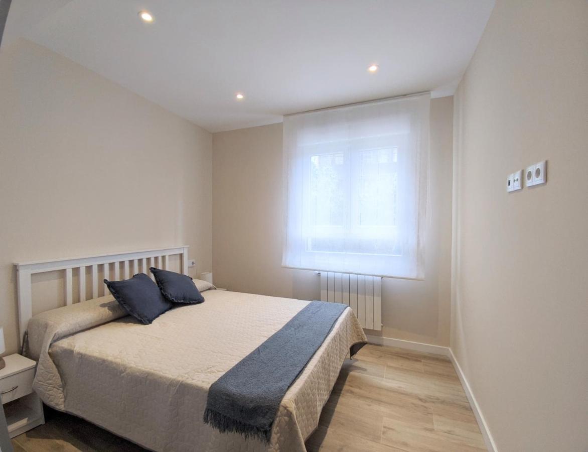 Apartamentos Baldenora Лянес Екстериор снимка