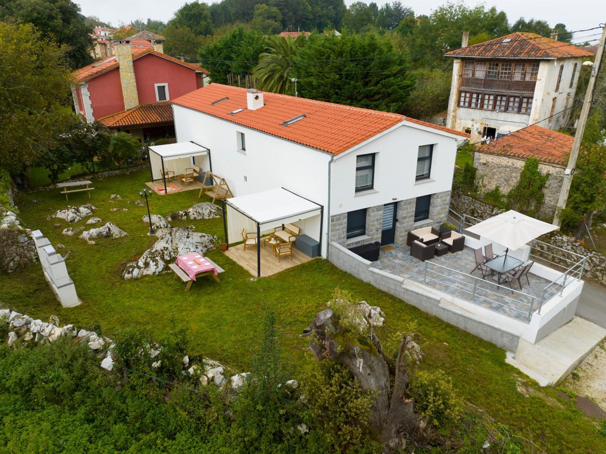 Apartamentos Baldenora Лянес Екстериор снимка
